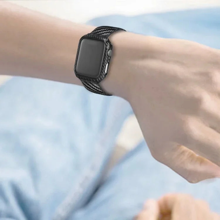 سوار وإطار من الجلد الأصلي وألياف الكربون لسلسلة Apple Watch 4 مقاس 40مم، Apple Watch Series 4 40مم