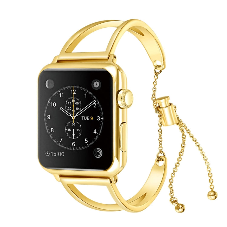 سوار ساعة يد معدني بشكل حرف V مع إبزيم من الفولاذ المقاوم للصدأ لساعات Apple Watch Ultra 49مم وWatch Ultra 2 49مم / السلسلة 10 46مم / 9 و8 و7 45مم / SE 3 وSE 2 و6 وSE و5 و4 44مم / 3 و2 و1 42مم، 7 45مم / 6 وSE و5 و4 44مم / 3 و2 و1 42مم