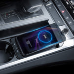 HFC-1052 Car Qi Standard Wireless Charger 15W / 10W Quick Charging for Audi A6L 2019-2022, Left Driving, HFC-1052