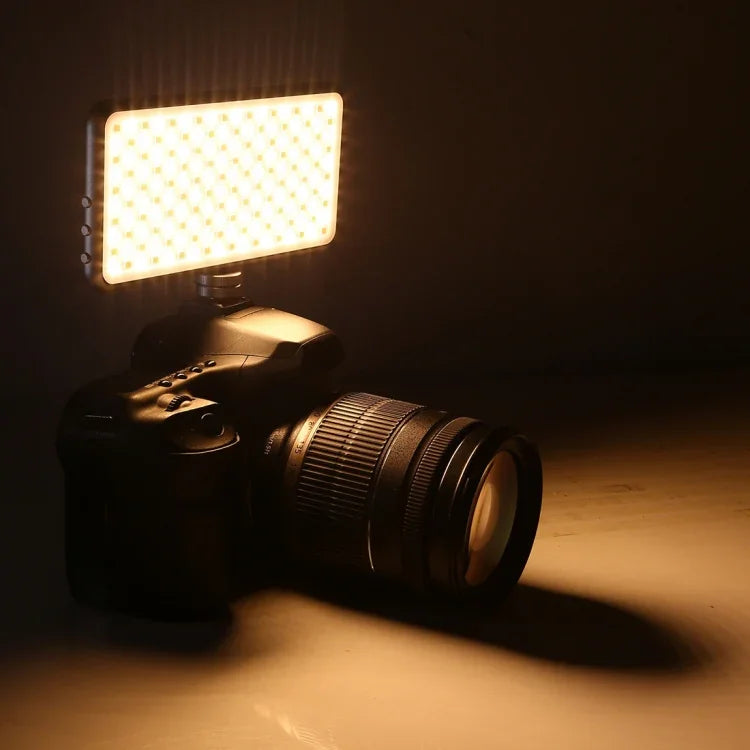 LED011S Pocket 180 مصباح LED احترافي للتدوين المرئي والتصوير الفوتوغرافي مع شاشة OLED وحامل محول حذاء بارد لكاميرات كانون / نيكون DSLR، 180 LED