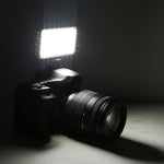 LED-013 Pocket 112 مصباح LED احترافي للتدوين المرئي والتصوير الفوتوغرافي مع شاشة OLED وحامل محول حذاء بارد لكاميرات كانون / نيكون DSLR، 112 LED