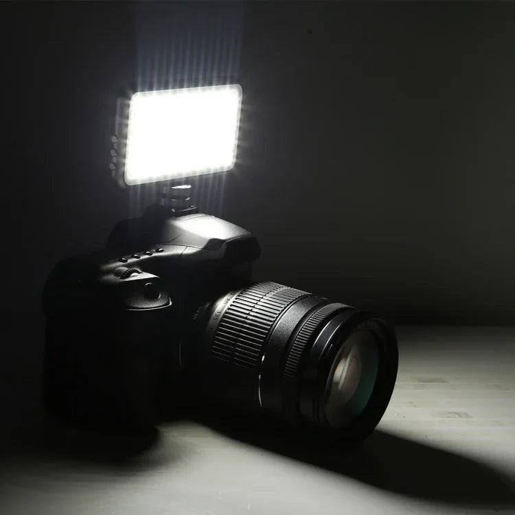 LED-013 Pocket 112 مصباح LED احترافي للتدوين المرئي والتصوير الفوتوغرافي مع شاشة OLED وحامل محول حذاء بارد لكاميرات كانون / نيكون DSLR، 112 LED