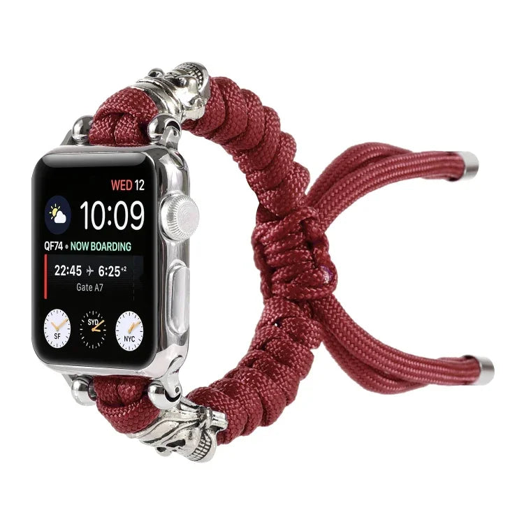 سوار ساعة مضفر بحبل مظلة بنقشة جمجمة، لسلسلة Apple Watch Ultra بمقاس 49مم / السلسلة 8 و 7 بمقاس 45مم / SE 2 و 6 و SE و 5 و 4 بمقاس 44مم / 3 و 2 و 1 بمقاس 42مم، لسلسلة Apple Watch 8 و 7 بمقاس 41مم / SE 2 و 6 و SE و 5 و 4 بمقاس 40مم / 3 و 2 و 1 بمقاس 38مم