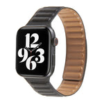 سوار ساعة من الجلد بحلقة لسلسلة Apple Watch 6 و SE و 5 و 4 بمقاس 40مم / 3 و 2 و 1 بمقاس 38مم، لسلسلة Apple Watch 7 بمقاس 41مم / 6 و SE و 5 و 4 بمقاس 40مم / 3 و 2 و 1 بمقاس 38مم