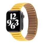 سوار ساعة من الجلد بحلقة لسلسلة Apple Watch 6 و SE و 5 و 4 بمقاس 40مم / 3 و 2 و 1 بمقاس 38مم، لسلسلة Apple Watch 7 بمقاس 41مم / 6 و SE و 5 و 4 بمقاس 40مم / 3 و 2 و 1 بمقاس 38مم