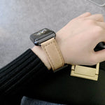 أساور ساعة جلدية قابلة للاستبدال بإبزيم كبير الرأس لسلسلة Apple Watch 6 و SE و 5 و 4 مقاس 40مم / 3 و 2 و 1 مقاس 38مم، لسلسلة Apple Watch 8 و 7 مقاس 41مم / SE 2 و 6 و SE و 5 و 4 مقاس 40مم / 3 و 2 و 1 مقاس 38مم