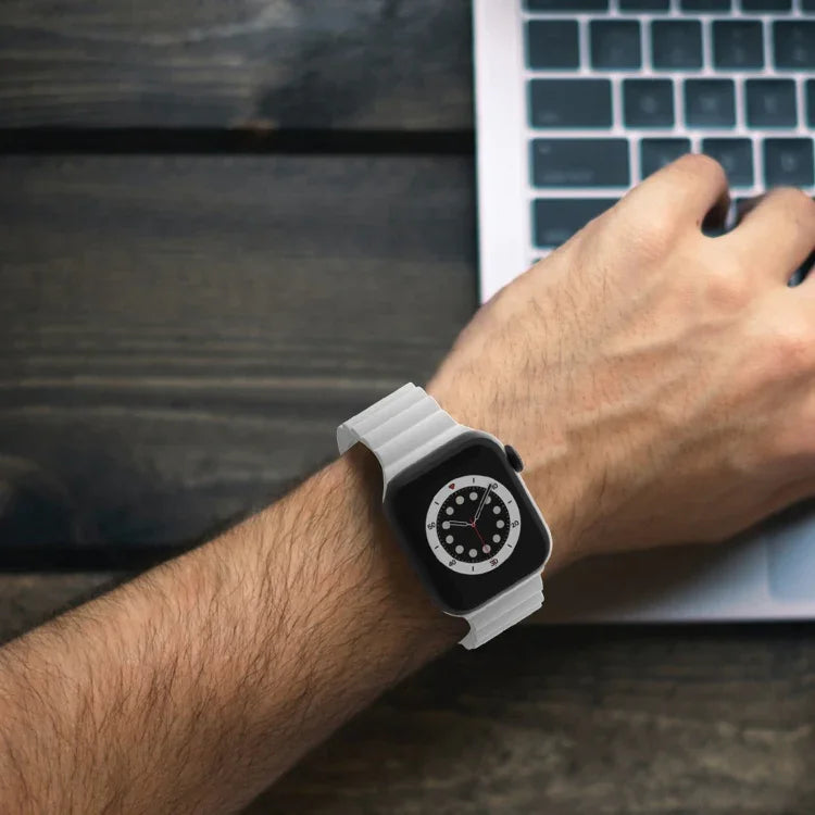 حزام ساعة سيليكون بأسلوب B للأعمال، لسلسلة Apple Watch 7 مقاس 45مم / 6 و SE و 5 و 4 مقاس 44مم / 3 و 2 و 1 مقاس 42مم، لـ Apple Watch Ultra مقاس 49مم / سلسلة 8 و 7 مقاس 45مم / SE 2 و 6 و SE و 5 و 4 مقاس 44مم / 3 و 2 و 1 مقاس 42مم