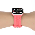 سوار ساعة سيليكون بنمط مضفر رقم 8 بإبزيم لسلسلة Apple Watch، 7 مقاس 45مم / 6 & SE & 5 & 4 مقاس 44مم / 3 & 2 & 1 مقاس 42مم، 7 مقاس 41مم / 6 & SE & 5 & 4 مقاس 40مم / 3 & 2 & 1 مقاس 38مم