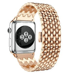سوار ساعة معدني بديل بنقشة قشور السمك لسلسلة Apple Watch، 7 مقاس 41مم / 6 و SE و 5 و 4 مقاس 40مم / 3 و 2 و 1 مقاس 38مم، 7 مقاس 45مم / 6 و SE و 5 و 4 مقاس 44مم / 3 و 2 و 1 مقاس 42مم