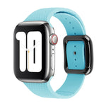 سوار ساعة سيليكون بإبزيم أسود لسلسلة Apple Watch، 7 بقياس 45مم / 6&SE&5&4 بقياس 44مم / 3&2&1 بقياس 42مم