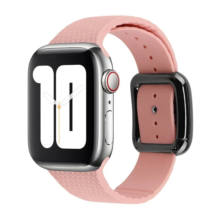 سوار ساعة سيليكون بإبزيم أسود لسلسلة Apple Watch، 7 بقياس 45مم / 6&SE&5&4 بقياس 44مم / 3&2&1 بقياس 42مم