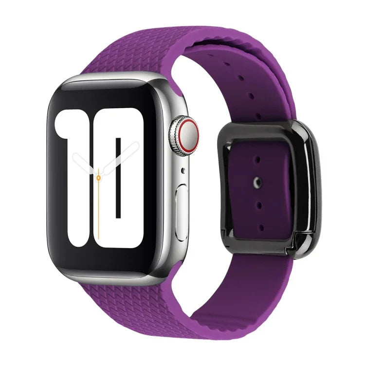 سوار ساعة سيليكون بإبزيم أسود لسلسلة Apple Watch، 7 بقياس 45مم / 6&SE&5&4 بقياس 44مم / 3&2&1 بقياس 42مم