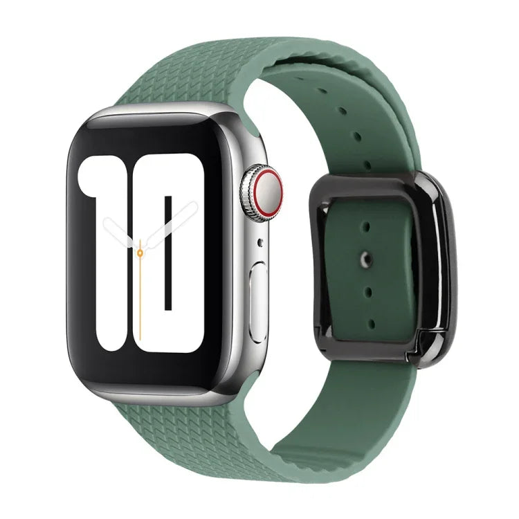 سوار ساعة سيليكون بإبزيم أسود لسلسلة Apple Watch، 7 بقياس 45مم / 6&SE&5&4 بقياس 44مم / 3&2&1 بقياس 42مم