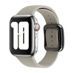 سوار ساعة سيليكون بإبزيم أسود لسلسلة Apple Watch، 7 بقياس 45مم / 6&SE&5&4 بقياس 44مم / 3&2&1 بقياس 42مم
