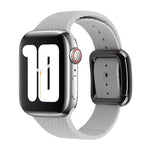 سوار ساعة سيليكون بإبزيم أسود لسلسلة Apple Watch، 7 بقياس 45مم / 6&SE&5&4 بقياس 44مم / 3&2&1 بقياس 42مم