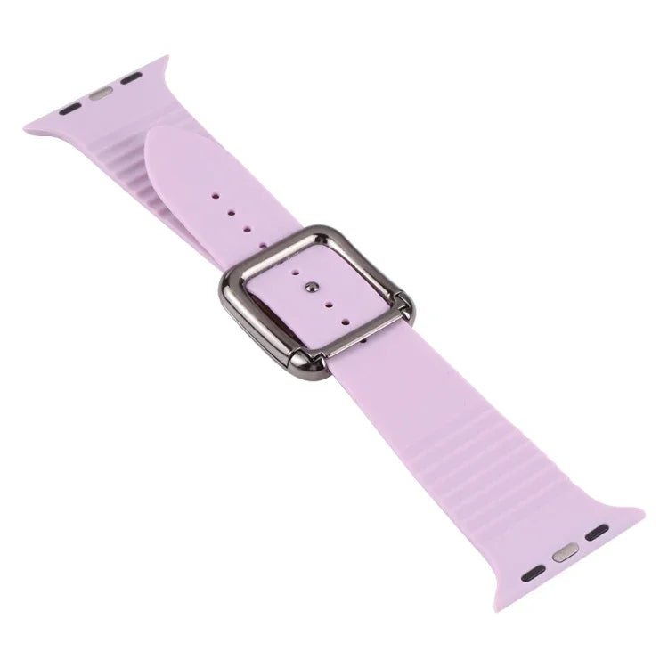 سوار ساعة سيليكون بإبزيم أسود لسلسلة Apple Watch، 7 بقياس 45مم / 6&SE&5&4 بقياس 44مم / 3&2&1 بقياس 42مم