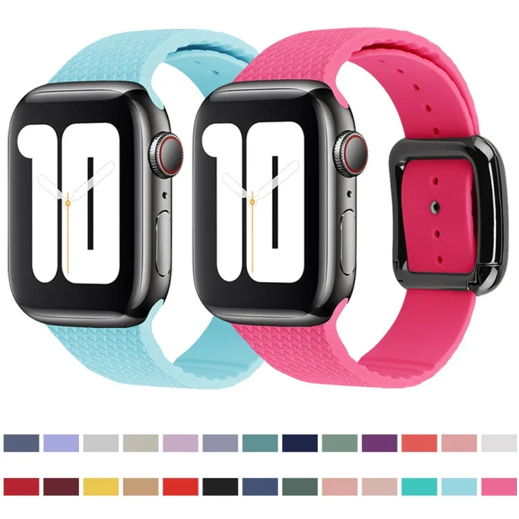 سوار ساعة سيليكون بإبزيم أسود لسلسلة Apple Watch، 7 بقياس 45مم / 6&SE&5&4 بقياس 44مم / 3&2&1 بقياس 42مم