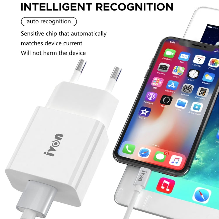 شاحن سفر IVON AD-35 2 في 1 بمنفذ USB 18 واط QC3.0 + مجموعة كابل بيانات USB إلى 8 سنون بطول 1 متر، قابس الاتحاد الأوروبي، قابس الولايات المتحدة