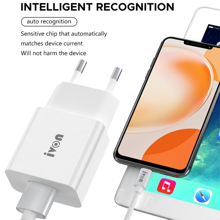 شاحن سفر IVON AD-35 2 في 1 بمنفذ USB QC3.0 بقوة 18 واط + كابل بيانات USB إلى USB-C / Type-C بطول 1 متر، قابس الاتحاد الأوروبي، قابس الولايات المتحدة