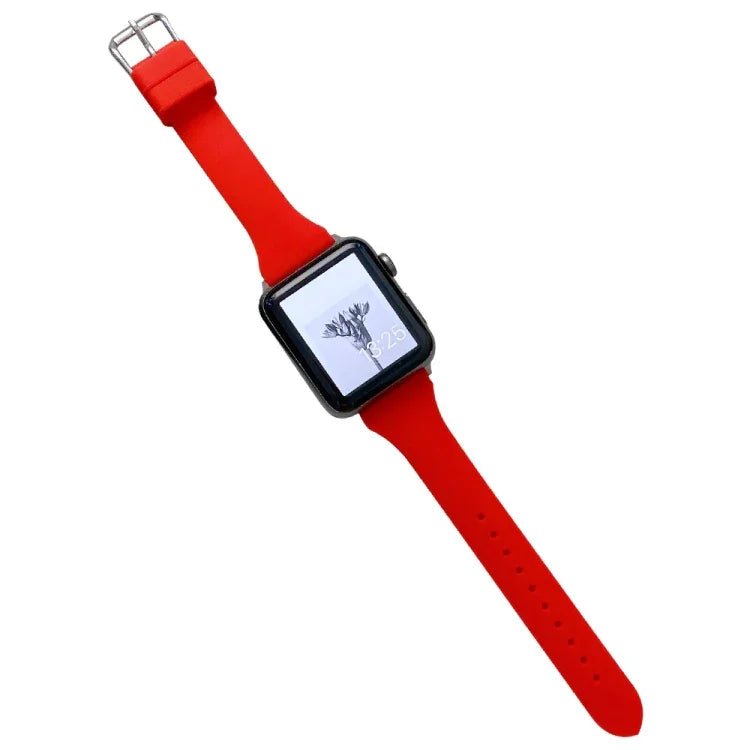 سوار ساعة سيليكون للخصر الصغير لسلسلة Apple Watch، 7 41مم / 6&SE&5&4 40مم / 3&2&1 38مم، 7 45مم / 6&SE&5&4 44مم / 3&2&1 42مم
