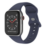 حزام ساعة من السيليكون مع إبزيم فراشة، الحجم: L لسلسلة Apple Watch، 7 بمقاس 41 مم / 6 و SE و 5 و 4 بمقاس 40 مم / 3 و 2 و 1 بمقاس 38 مم
