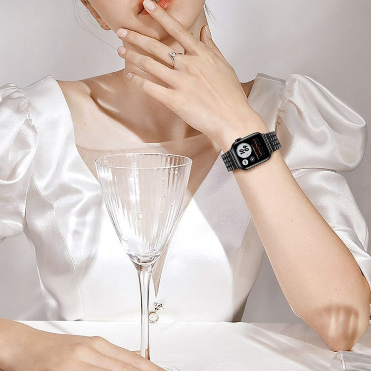 سوار ساعة من الفولاذ لسلسلة Apple Watch، 7 بقياس 45mm / 6&SE&5&4 بقياس 44mm / 3&2&1 بقياس 42mm، 7 بقياس 41mm / 6&SE&5&4 بقياس 40mm / 3&2&1 بقياس 38mm