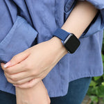 سوار ساعة مضفر من النايلون مع إبزيم، لساعات Apple Watch Ultra 49 مم / السلسلة 8 و 7 45 مم / SE 2 و 6 و SE و 5 و 4 44 مم / 3 و 2 و 1 42 مم