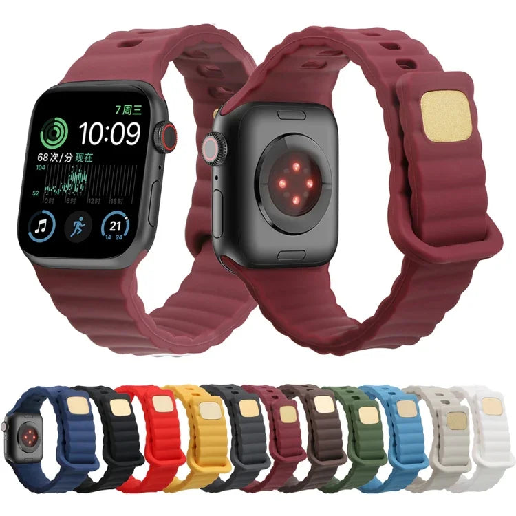 سوار ساعة من السيليكون مع إبزيم عكسي، لساعات Apple Watch Ultra 49 مم / السلسلة 8 و 7 45 مم / SE 2 و 6 و SE و 5 و 4 44 مم / 3 و 2 و 1 42 مم، لساعات Apple Watch السلسلة 8 و 7 41 مم / SE 2 و 6 و SE و 5 و 4 40 مم / 3 و 2 و 1 38 مم