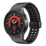 سوار ساعة سيليكوني قابل للطي مع ثقوب مزدوجة، لساعات Samsung Galaxy Watch5 Pro