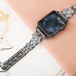 سوار ساعة مزين بألماس على شكل ورقة ثلاثية، لسلسلة Apple Watch 8&7 مقاس 45مم، لسلسلة Apple Watch 8&7 مقاس 41مم