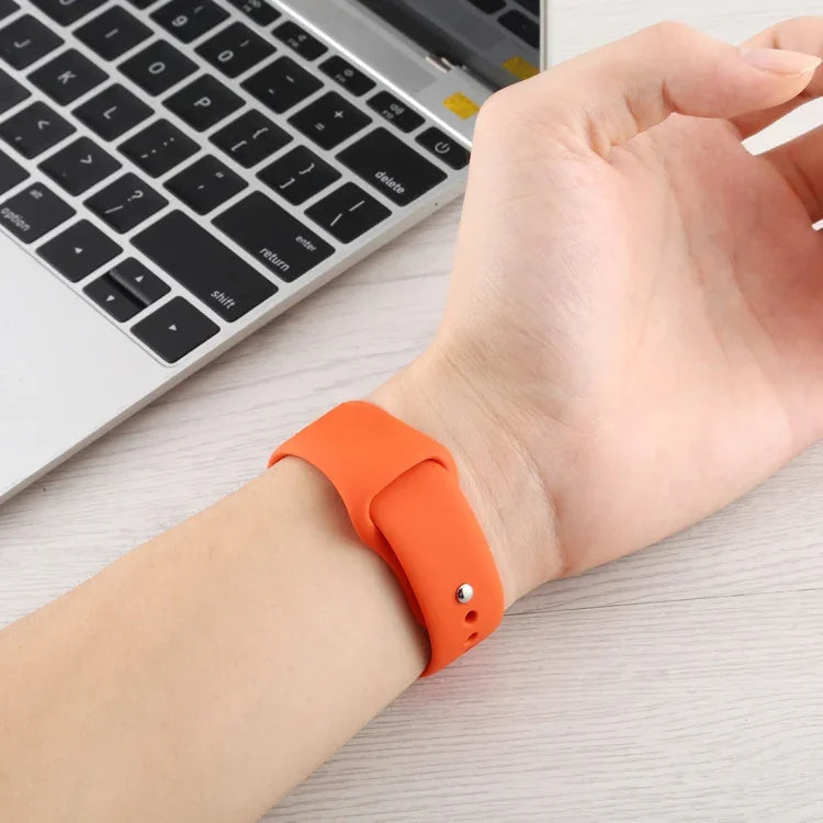 حزام ساعة بديل من السيليكون، قسم قصير (للنساء)، لساعات Apple Watch Series 8&7 بحجم 41 مم / SE 2&6&SE&5&4 بحجم 40 مم / 3&2&1 بحجم 38 مم