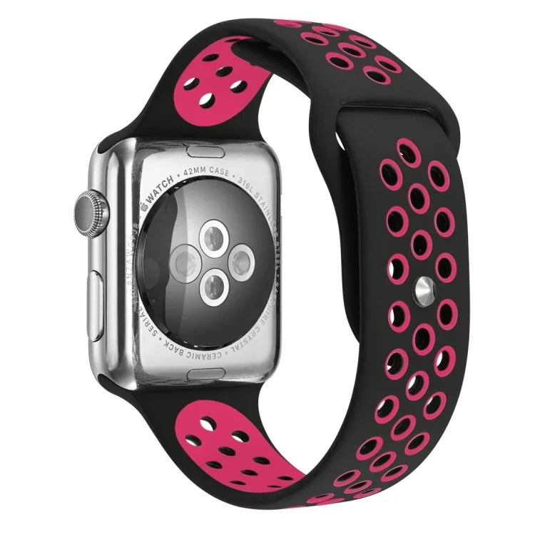سوار ساعة سيليكون رياضي الإصدار القياسي، لسلسلة Apple Watch 7 مقاس 41 مم / 6 و SE و 5 و 4 مقاس 40 مم / 3 و 2 و 1 مقاس 38 مم، لساعات Apple Watch Ultra 49 مم / السلسلة 8 و 7 مقاس 45 مم / SE 2 و 6 و SE و 5 و 4 مقاس 44 مم / 3 و 2 و 1 مقاس 42 مم