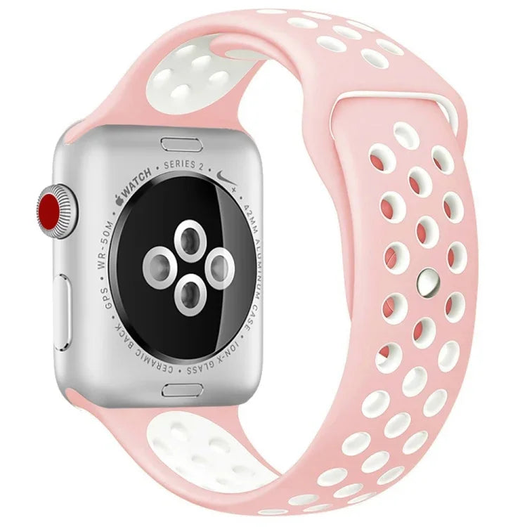 سوار ساعة سيليكون رياضي الإصدار القياسي، لسلسلة Apple Watch 7 مقاس 41 مم / 6 و SE و 5 و 4 مقاس 40 مم / 3 و 2 و 1 مقاس 38 مم، لساعات Apple Watch Ultra 49 مم / السلسلة 8 و 7 مقاس 45 مم / SE 2 و 6 و SE و 5 و 4 مقاس 44 مم / 3 و 2 و 1 مقاس 42 مم