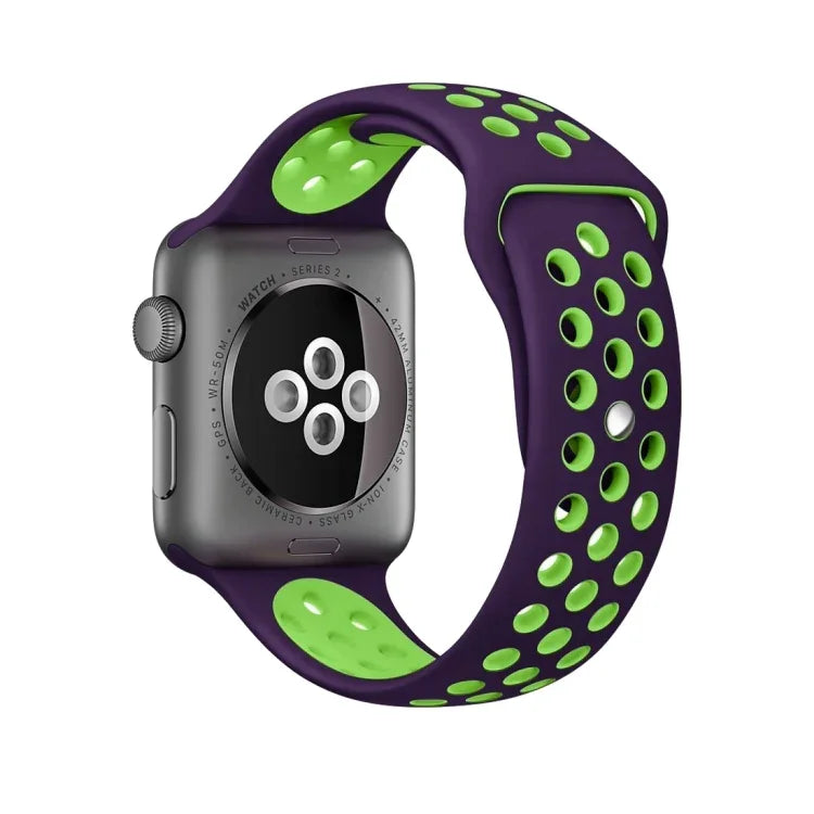 سوار ساعة سيليكون رياضي الإصدار القياسي، لسلسلة Apple Watch 7 مقاس 41 مم / 6 و SE و 5 و 4 مقاس 40 مم / 3 و 2 و 1 مقاس 38 مم، لساعات Apple Watch Ultra 49 مم / السلسلة 8 و 7 مقاس 45 مم / SE 2 و 6 و SE و 5 و 4 مقاس 44 مم / 3 و 2 و 1 مقاس 42 مم