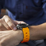سوار ساعة سيليكون بنمط كرة القدم مع إبزيم عكسي، لسامسونج Galaxy Watch 6 / 6 Classic