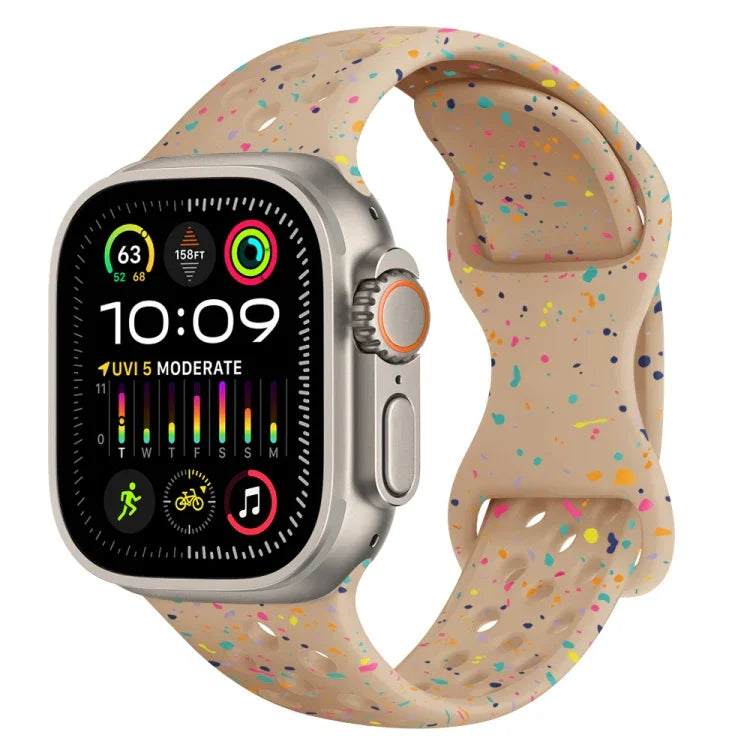 سوار ساعة من السيليكون بنمط تمويه مع إبزيم فراشة بنمط ثقوب، لسلسلة Apple Watch Ultra 2 مقاس 49مم، لسلسلة Apple Watch 9 مقاس 45مم، لسلسلة Apple Watch 9 مقاس 41مم، لسلسلة Apple Watch Ultra مقاس 49مم