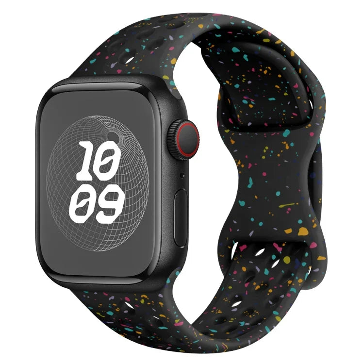سوار ساعة من السيليكون بنمط تمويه مع إبزيم فراشة بنمط ثقوب، لسلسلة Apple Watch 6 مقاس 40مم، لسلسلة Apple Watch 6 مقاس 44مم، لسلسلة Apple Watch 5 مقاس 44مم، لسلسلة Apple Watch 5 مقاس 40مم