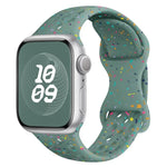 سوار ساعة من السيليكون بنمط تمويه مع إبزيم فراشة بنمط ثقوب، لسلسلة Apple Watch 4 مقاس 44مم، لسلسلة Apple Watch 4 مقاس 40مم، لسلسلة Apple Watch 3 مقاس 38مم، لسلسلة Apple Watch 3 مقاس 42مم