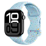 سوار ساعة من السيليكون بنمط تمويه مع إبزيم فراشة بنمط ثقوب، لسلسلة Apple Watch 10 مقاس 46مم، لسلسلة Apple Watch 10 مقاس 42مم، لسلسلة Apple Watch SE 2023 مقاس 44مم، لسلسلة Apple Watch SE 2023 مقاس 40مم