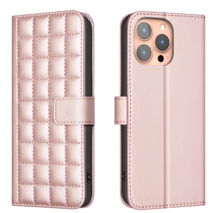 حافظة هاتف جلدية بنقشة مربعات، لهواتف iPhone 17e / 16e، iPhone 17 Pro Max، iPhone 16 Pro Max، iPhone 16 Pro، iPhone 16 Plus، iPhone 16، iPhone 15 Pro Max، iPhone 15 Pro