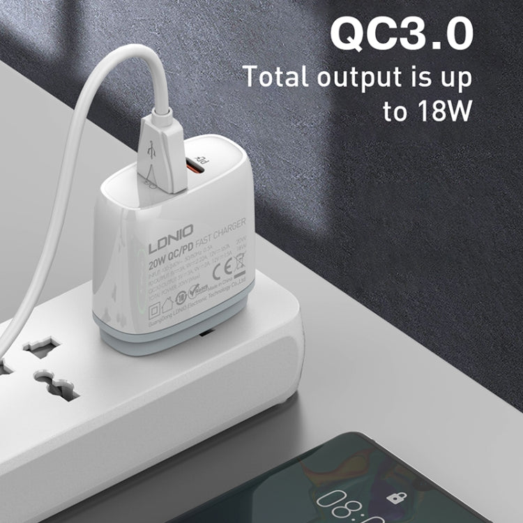 شاحن سريع LDNIO Q229 QC3.0 / PD20W USB + Type-C مع كابل USB بطول 1 متر إلى 8 بن، قابس الاتحاد الأوروبي، قابس المملكة المتحدة، قابس الولايات المتحدة
