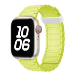 سوار ساعة سيليكون بحلقات مغناطيسية ثلاثية الحبات، لسلسلة Apple Watch 5 مقاس 44مم