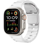 سوار ساعة سيليكون ثنائي اللون متعدد الثقوب مع مسمار واحد، لساعات Apple Watch مقاسات 46مم / 49مم / 45مم / 44مم