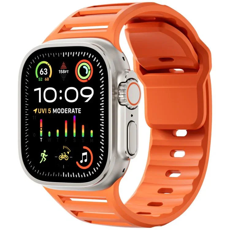 سوار ساعة سيليكون ثنائي اللون متعدد الثقوب مع مسمار واحد، لساعات Apple Watch مقاسات 46مم / 49مم / 45مم / 44مم