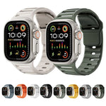 سوار ساعة سيليكون ثنائي اللون متعدد الثقوب مع مسمار واحد، لساعات Apple Watch مقاسات 46مم / 49مم / 45مم / 44مم
