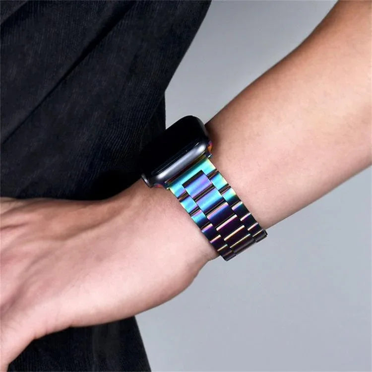 سوار ساعة من الفولاذ المقاوم للصدأ بمشبك قابل للطي وثلاث خرزات من xDfind، لساعات Apple Watch بمقاسات 46مم / 49مم / 45مم / 44مم، لساعات Apple Watch بمقاسات 42مم / 41مم / 40مم / 38مم