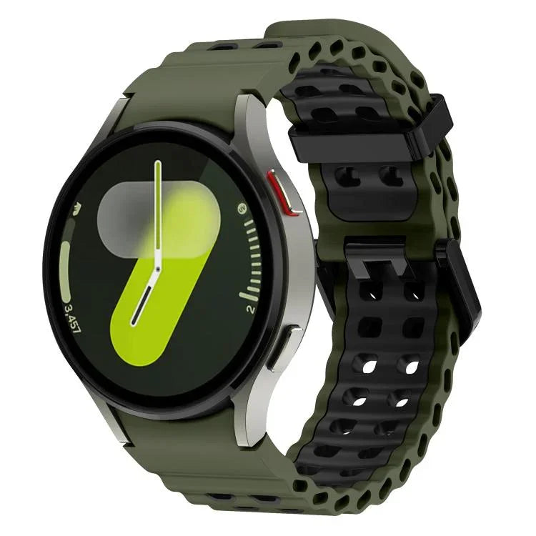 سوار ساعة سيليكون ثنائي اللون مع صفين من الثقوب Ocean، لساعات Samsung Galaxy Watch 7 مقاس 40 / 44مم
