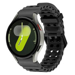 سوار ساعة سيليكون ثنائي اللون مع صفين من الثقوب Ocean، لساعات Samsung Galaxy Watch 7 مقاس 40 / 44مم