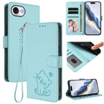 غطاء هاتف جلدي منقوش بقلب وقطة مع حزام يد، لهواتف iPhone 17e / 16e، iPhone 17 Pro Max، iPhone 17 Pro، iPhone 17