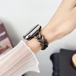 سوار ساعة معدني بشكل حرف V من xDfind، لسلسلة Apple Watch مقاسات 42 / 44 / 45 / 46 / 49مم، لسلسلة Apple Watch مقاسات 38 / 40 / 41 / S10 42مم